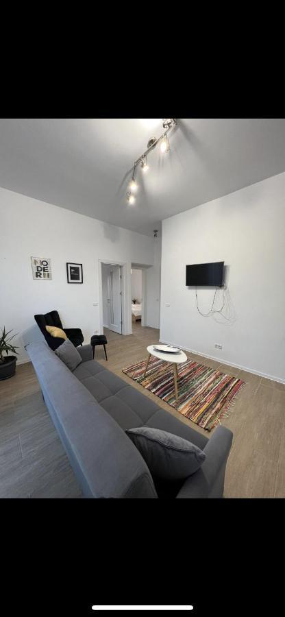 Perla Apartament Appartamento Bucarest Esterno foto