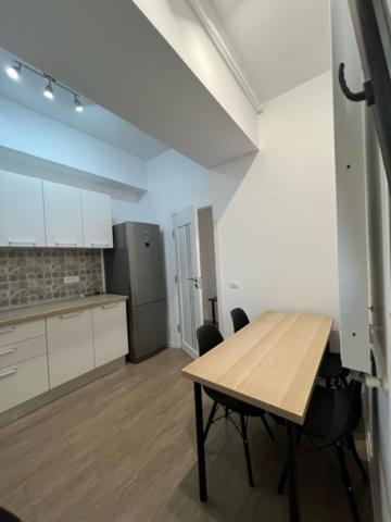 Perla Apartament Appartamento Bucarest Esterno foto