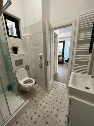 Perla Apartament Appartamento Bucarest Esterno foto