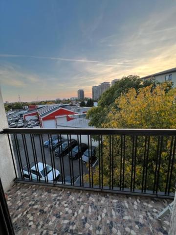Perla Apartament Appartamento Bucarest Esterno foto